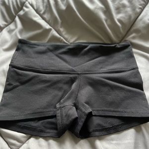 Lululemon wunder under short